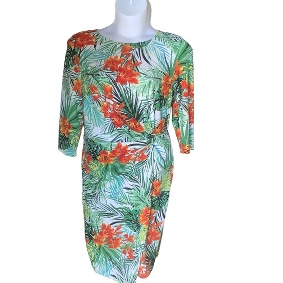COPY - Plus Size 3/4 Sleeve Tropical Print Dress - Picture 5 of 5